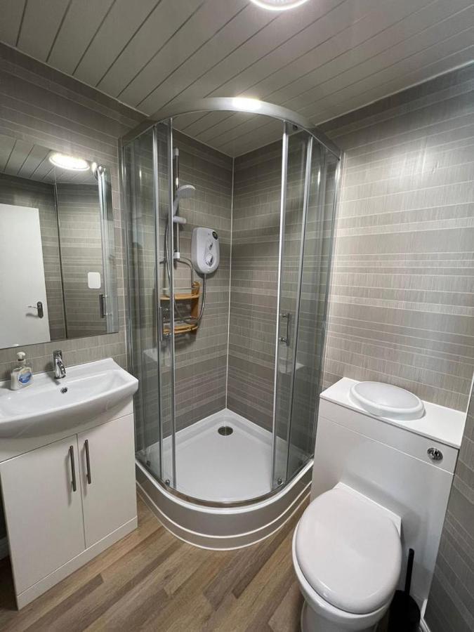 אדינבורו Holyrood Duplex 3- Bedrooms Apartment מראה חיצוני תמונה